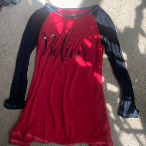 Red/black Christmas shirt